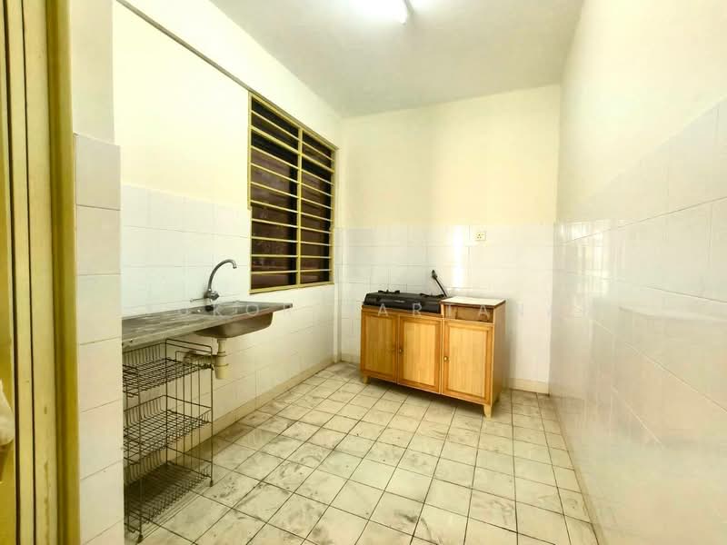 Kondominium untuk Dijual di Cyberia Smart Homes - Syukor Hartanah - Kitchen - PropertyGuru.com.my