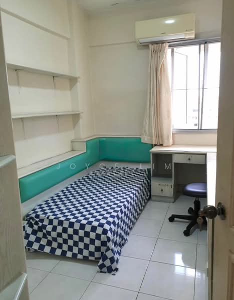 Condominium for Rent at Gold Coast Resort Condominium - JOYCE LIM - Bedroom - PropertyGuru.com.my