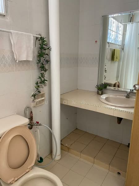 Rumah Teres 2-Tingkat untuk Dijual di Taman Johor Jaya (Johor Bahru) - Yucong . - Bathroom - PropertyGuru.com.my