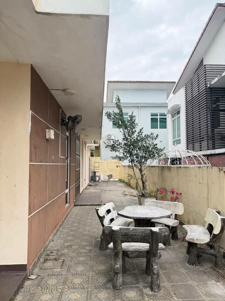 Semi-Detached House for Sale in Bandar Tun Hussein Onn (Cheras) - Firdaus Husin - Exterior - PropertyGuru.com.my