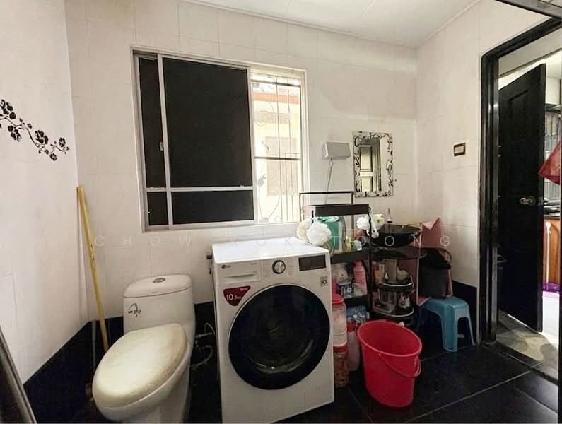 Rumah Teres 2 Tingkat untuk Dijual di Puchong (Selangor) - Chow Kok Toong - Bathroom - PropertyGuru.com.my