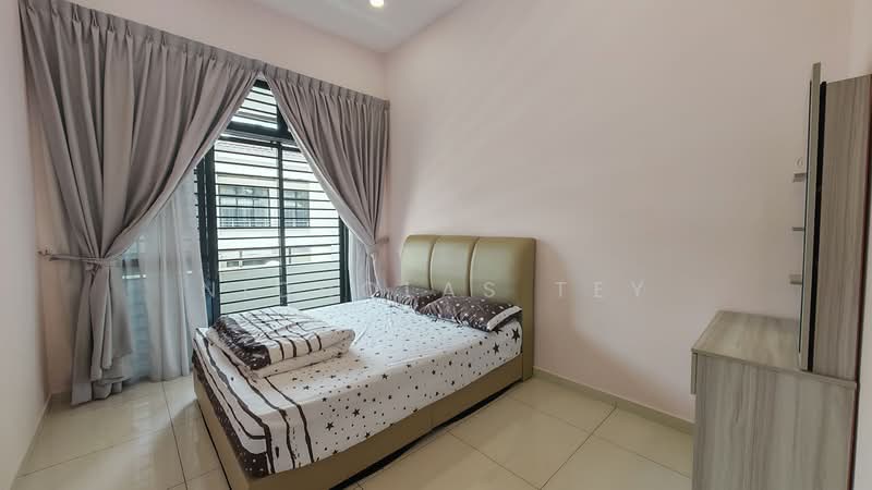 Rumah Teres untuk Dijual di Johor Bahru (Johor) - Nicholas Tey - Bedroom - PropertyGuru.com.my