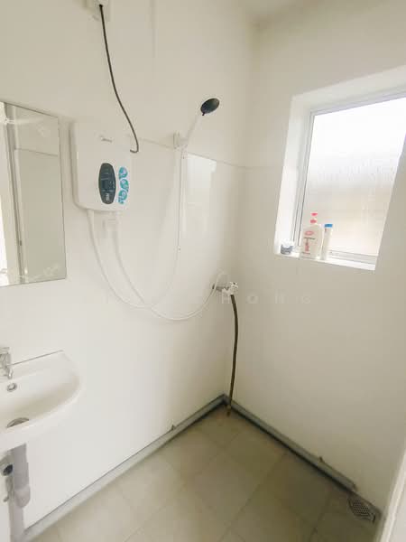 Kedai untuk Dijual di Fair Park (Ipoh) - Lily Chong - PropertyGuru.com.my