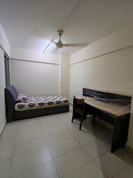Pangsapuri untuk Disewa di Sri Bahagia Court - Bonie Tan - Bedroom - PropertyGuru.com.my