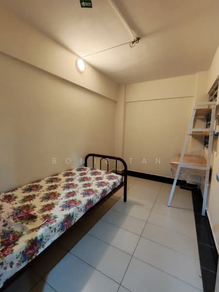 Pangsapuri untuk Disewa di Sri Bahagia Court - Bonie Tan - Bedroom - PropertyGuru.com.my