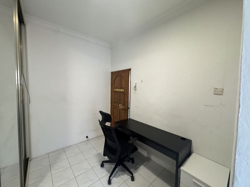 2.5-storey Terraced House for Sale in Taman Cheras Jaya (Cheras) - Lewis Tam - Study - PropertyGuru.com.my