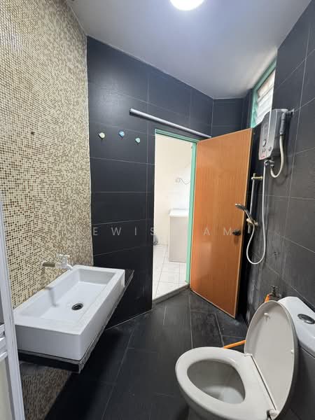 2.5-storey Terraced House for Sale in Taman Cheras Jaya (Cheras) - Lewis Tam - PropertyGuru.com.my