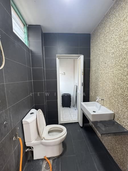 2.5-storey Terraced House for Sale in Taman Cheras Jaya (Cheras) - Lewis Tam - PropertyGuru.com.my