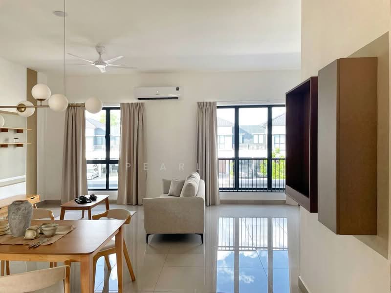 Rumah Bandar untuk Disewa di Eco Ardence (Setia Alam) - Pearl Ho - Living Room - PropertyGuru.com.my