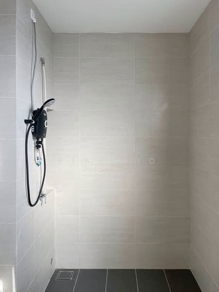 Rumah Bandar untuk Disewa di Eco Ardence (Setia Alam) - Pearl Ho - Bathroom - PropertyGuru.com.my
