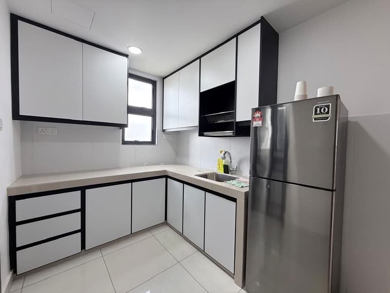 Servis Apartment untuk Disewa di TRIO By Setia - Lee Chin - Kitchen - PropertyGuru.com.my