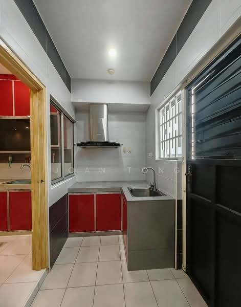2-storey Terraced House for Rent in Setia Tropika (Johor Bahru) - Joan Tong - Kitchen - PropertyGuru.com.my