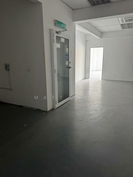 Kedai untuk Dijual di Saujana Utama (Puncak Alam) - Matt Ong - Interior - PropertyGuru.com.my