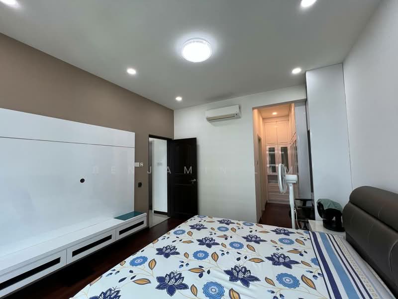 Servis Apartment untuk Dijual di Molek Regency - Benjamin Lim - Bedroom - PropertyGuru.com.my