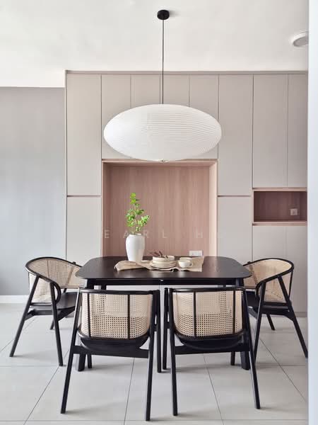 Servis Apartment untuk Disewa di Maya Ara Residences - Pearl Ho - Dining Room - PropertyGuru.com.my