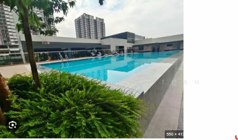 Kondominium untuk Dijual di Residensi Bukit Palma 3 (Palm Hill Residence 3) - Augustine Nathan - Pool - PropertyGuru.com.my