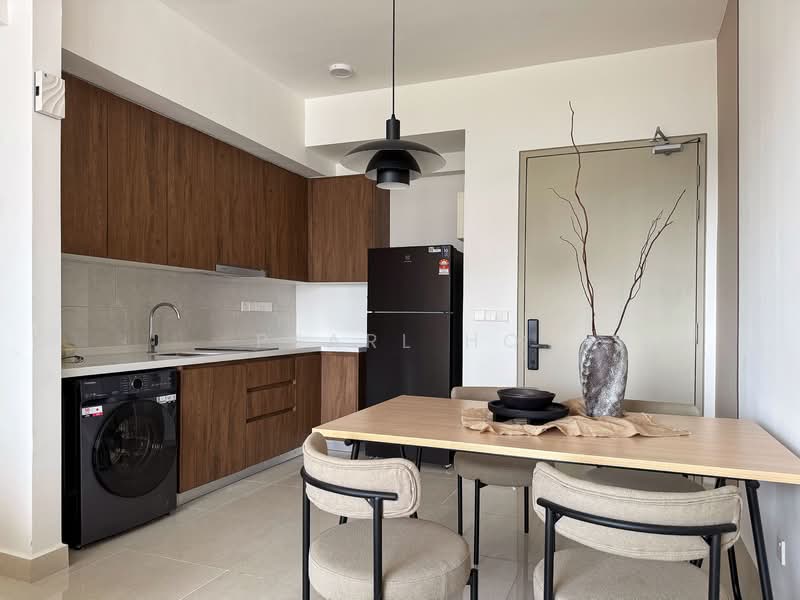Servis Apartment untuk Disewa di Quinn Residence - Pearl Ho - Kitchen - PropertyGuru.com.my