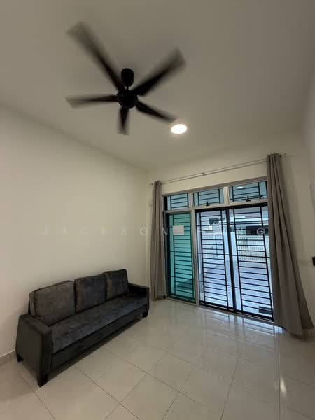 1-storey Terraced House for Rent in Bandar Putra (Kulai) - Jackson Pang - Living Room - PropertyGuru.com.my