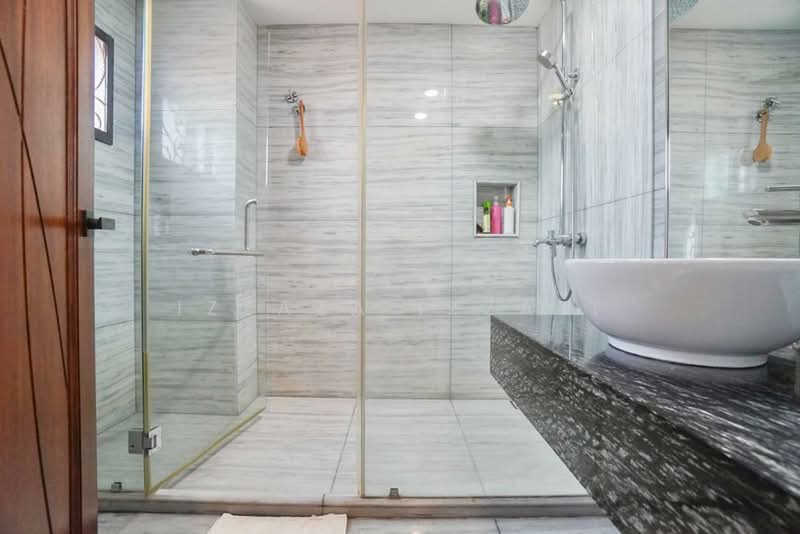 Semi-Detached House for Sale in Medan Idaman (Setapak) - Izzaza Izzati - Bathroom - PropertyGuru.com.my