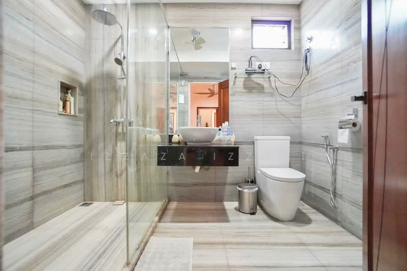 Semi-Detached House for Sale in Medan Idaman (Setapak) - Izzaza Izzati - Bathroom - PropertyGuru.com.my