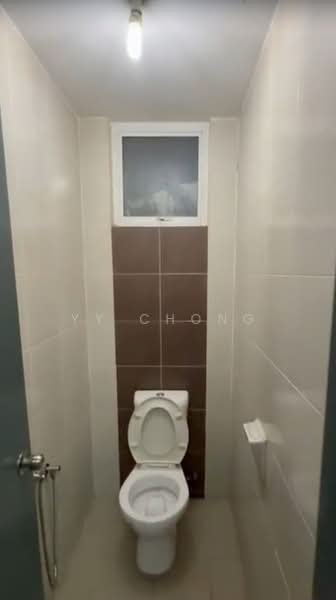 Pejabat untuk Disewa di Bandar Putra Permai (Seri Kembangan) - YY Chong - Bathroom - PropertyGuru.com.my