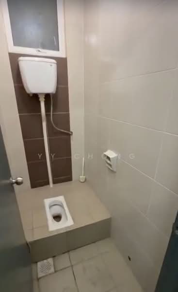 Pejabat untuk Disewa di Bandar Putra Permai (Seri Kembangan) - YY Chong - Bathroom - PropertyGuru.com.my