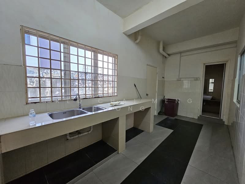 Rumah Teres 2 Tingkat untuk Dijual di Alam Damai (Cheras) - Fred Chai Meng Foong - Kitchen - PropertyGuru.com.my