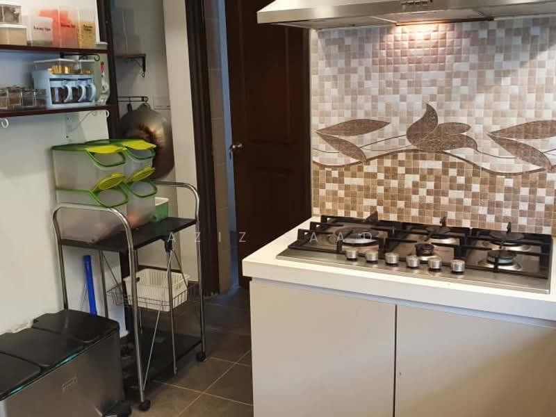 Rumah Teres 2.5 Tingkat untuk Dijual di Seksyen 16 (Shah Alam) - Aziz Saad - Kitchen - PropertyGuru.com.my