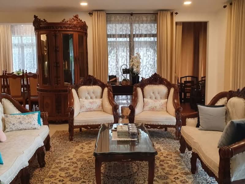 Rumah Teres 2.5 Tingkat untuk Dijual di Seksyen 16 (Shah Alam) - Aziz Saad - Living Room - PropertyGuru.com.my