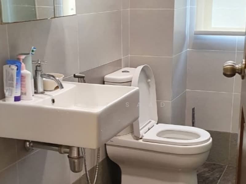 Rumah Teres 2.5 Tingkat untuk Dijual di Seksyen 16 (Shah Alam) - Aziz Saad - Bathroom - PropertyGuru.com.my
