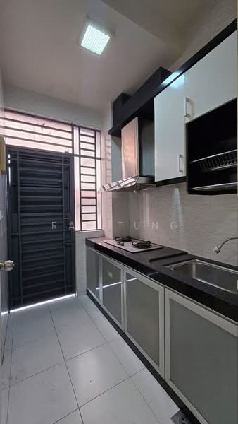 Rumah Teres 2 Tingkat untuk Dijual di Bukit Indah (Iskandar Puteri (Nusajaya)) - Ray Tung - Kitchen - PropertyGuru.com.my