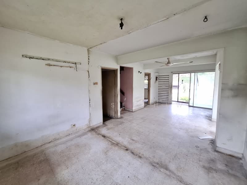 Rumah Teres 2 Tingkat untuk Dijual di SS14 (Subang Jaya) - Khoi Sen Hew - Living Room - PropertyGuru.com.my