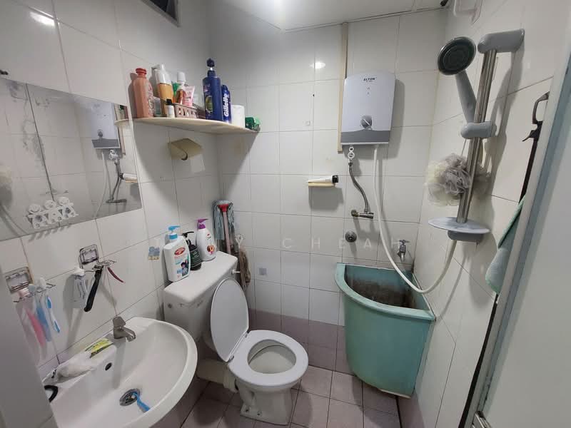 Pangsapuri untuk Dijual di GL Garden - Tony Cheah - Bathroom - PropertyGuru.com.my