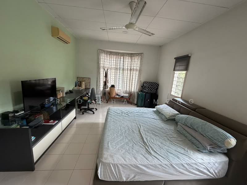 Rumah Teres 2.5 Tingkat untuk Dijual di Pekan Batu 9 (Cheras) - Fred Chai Meng Foong - Bedroom - PropertyGuru.com.my