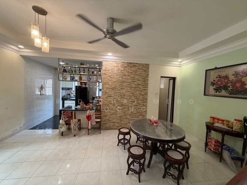Rumah Teres 2.5 Tingkat untuk Dijual di Pekan Batu 9 (Cheras) - Fred Chai Meng Foong - Living Room - PropertyGuru.com.my