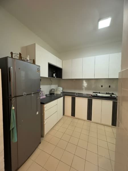 Apartment for Sale at Impian Senibong Apartment - Debbie Chin - Kitchen - PropertyGuru.com.my