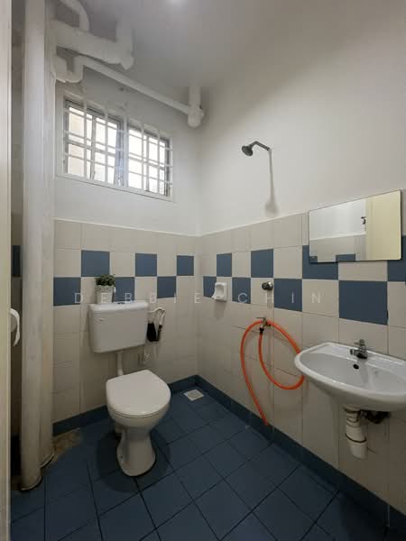 Apartment for Sale at Impian Senibong Apartment - Debbie Chin - Bathroom - PropertyGuru.com.my