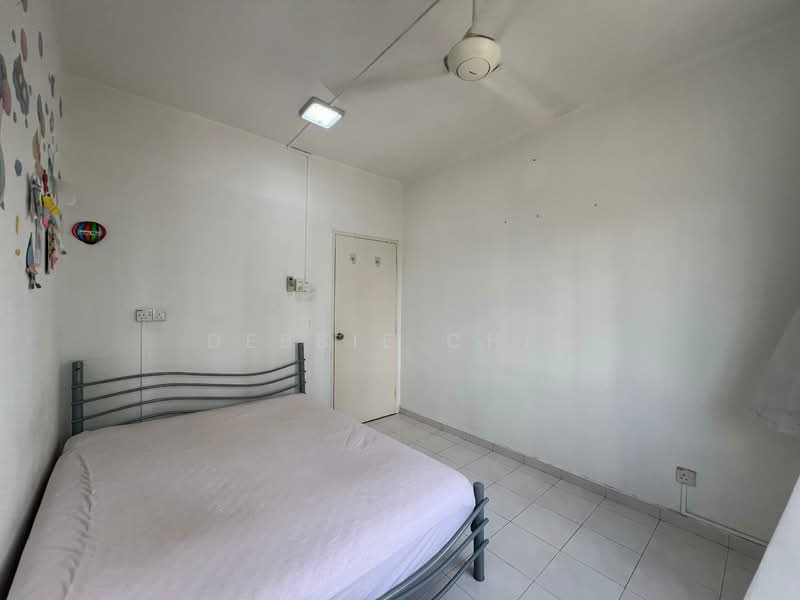 Apartment for Sale at Impian Senibong Apartment - Debbie Chin - Bedroom - PropertyGuru.com.my