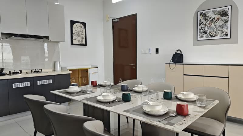 Condominium for Sale at Lovell @ Country Garden Danga Bay - Gucca Tay - Dining Room - PropertyGuru.com.my