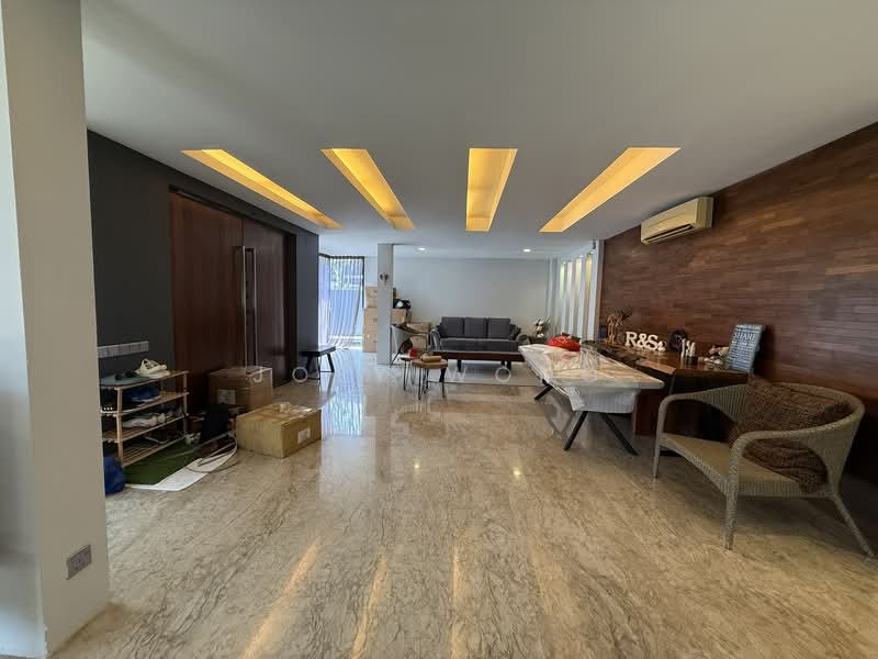 Rumah Banglo untuk Disewa di Seputeh (Kuala Lumpur) - Joey Wong - Living Room - PropertyGuru.com.my