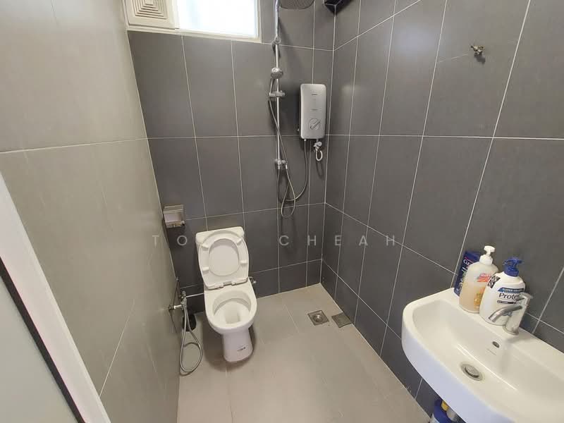 Pangsapuri untuk Dijual di GL Garden - Tony Cheah - Bathroom - PropertyGuru.com.my