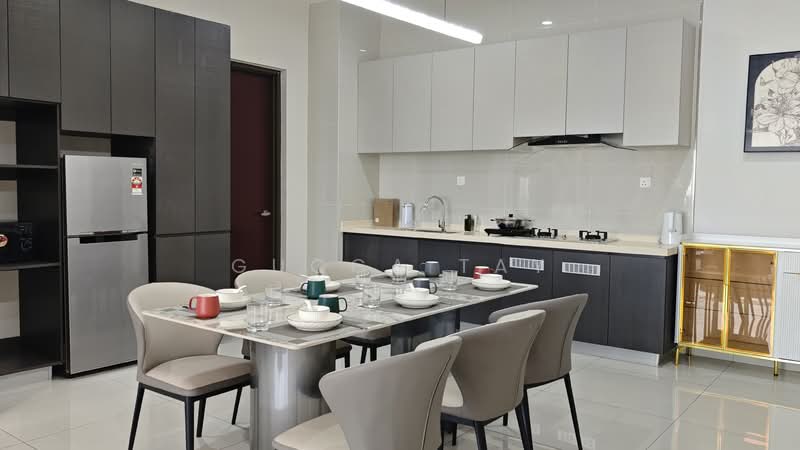 Condominium for Sale at Bay Point @ Country Garden Danga Bay - Gucca Tay - Kitchen - PropertyGuru.com.my