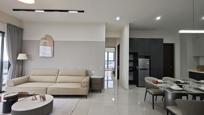 Condominium for Sale at Bay Point @ Country Garden Danga Bay - Gucca Tay - Living Room - PropertyGuru.com.my