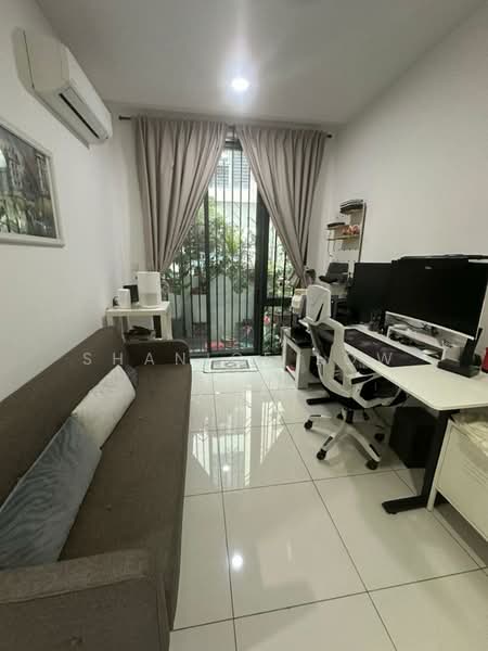 Rumah Teres 3 Tingkat untuk Dijual di Taman Puchong Legenda (Puchong) - Shanice Low - Study - PropertyGuru.com.my