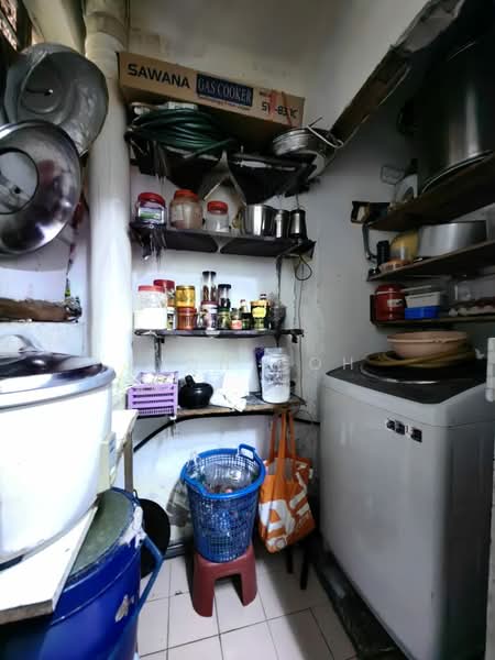 Pangsapuri untuk Dijual di Pangsapuri Seri Pulai - Evan Goh - Kitchen - PropertyGuru.com.my