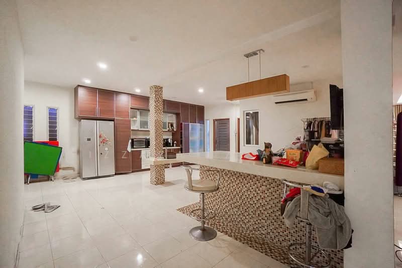 Semi-Detached House for Sale in Astana Gemilang (Batu Caves) - Izzaza Izzati - Kitchen - PropertyGuru.com.my