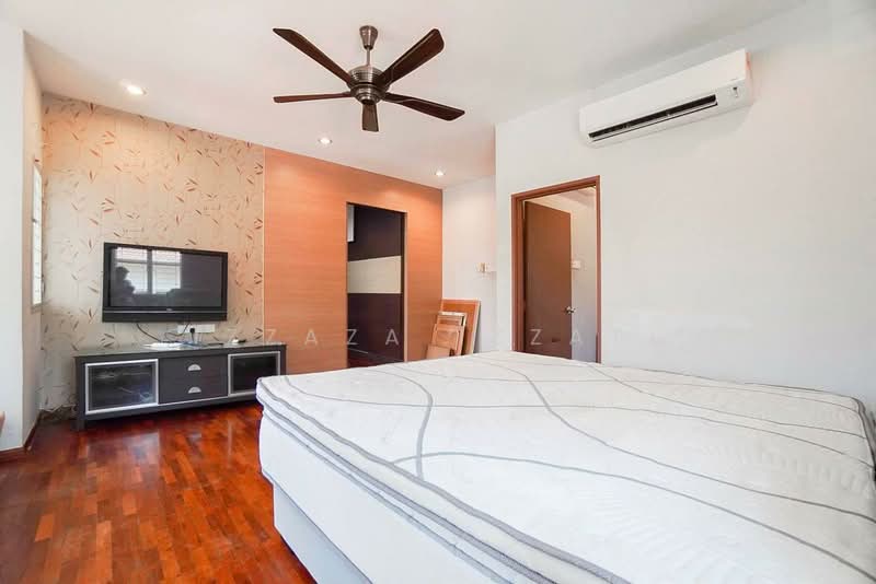 Semi-Detached House for Sale in Astana Gemilang (Batu Caves) - Izzaza Izzati - Bedroom - PropertyGuru.com.my