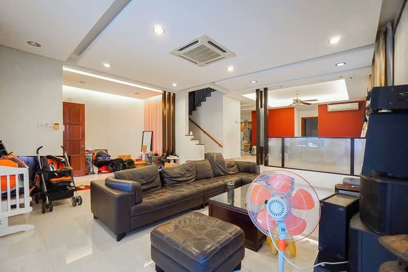Semi-Detached House for Sale in Astana Gemilang (Batu Caves) - Izzaza Izzati - Living Room - PropertyGuru.com.my
