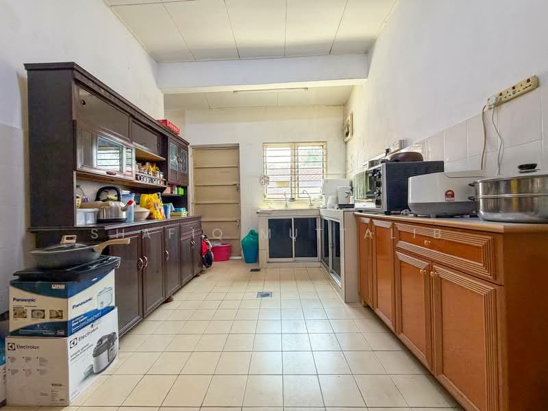 Rumah Teres 1 Tingkat untuk Dijual di Taman Pelangi Semenyih (Semenyih) - Shafiq Muttalib - Kitchen - PropertyGuru.com.my