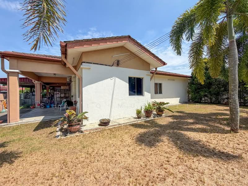 Rumah Teres 1 Tingkat untuk Dijual di Taman Pelangi Semenyih (Semenyih) - Shafiq Muttalib - Exterior - PropertyGuru.com.my